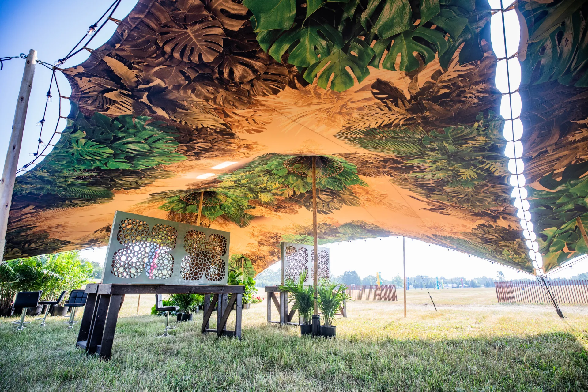 Atlaswyld glamping changing rooms stretch tent